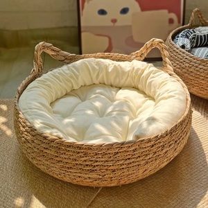 Rattan cat bed NWOT